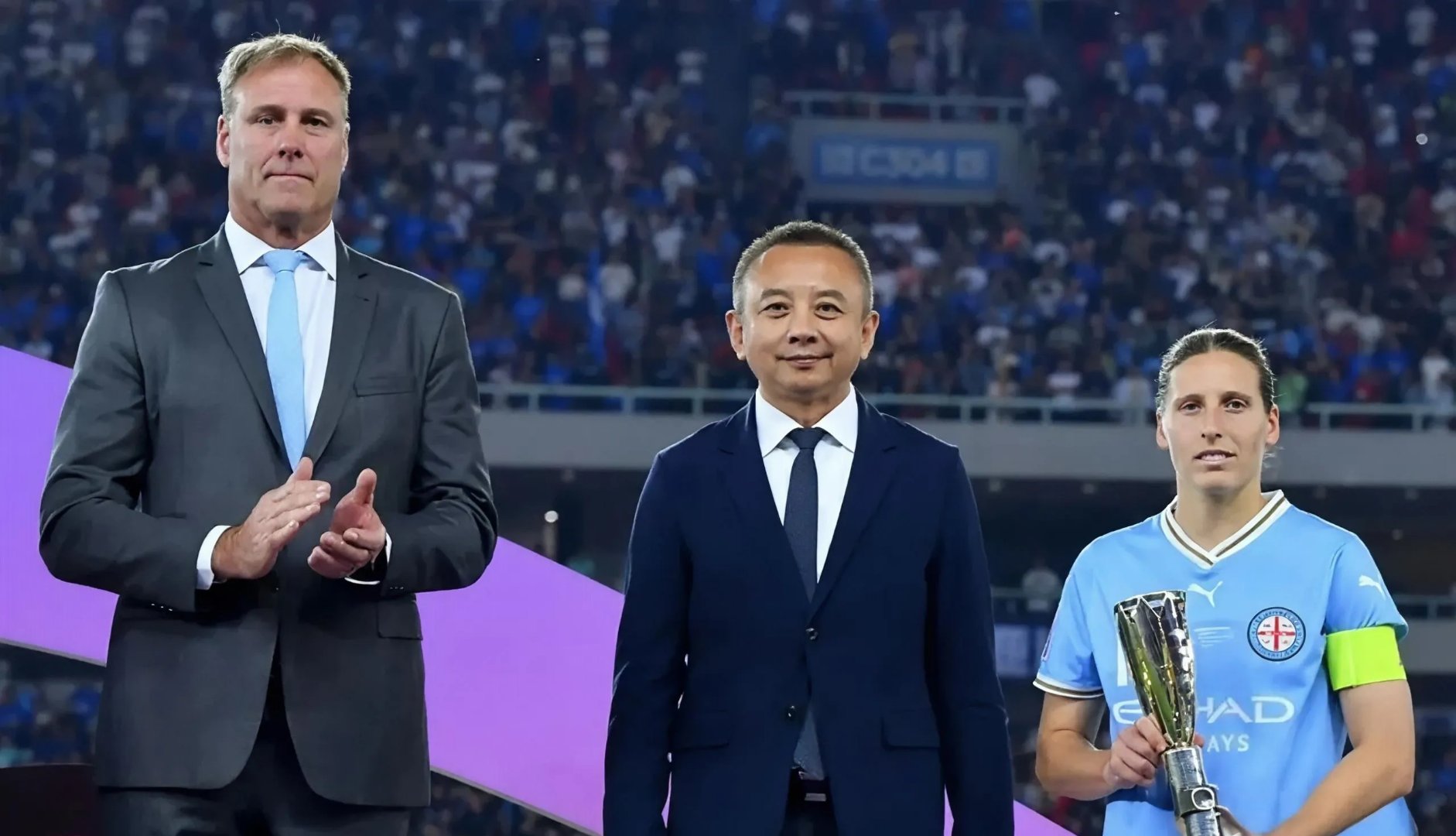 亚冠国际比赛日再迎强敌，密尔沃基雄鹿战术微调，主帅态度：媒体盛赞，阵容厚度经受考验的简单介绍-3377网址