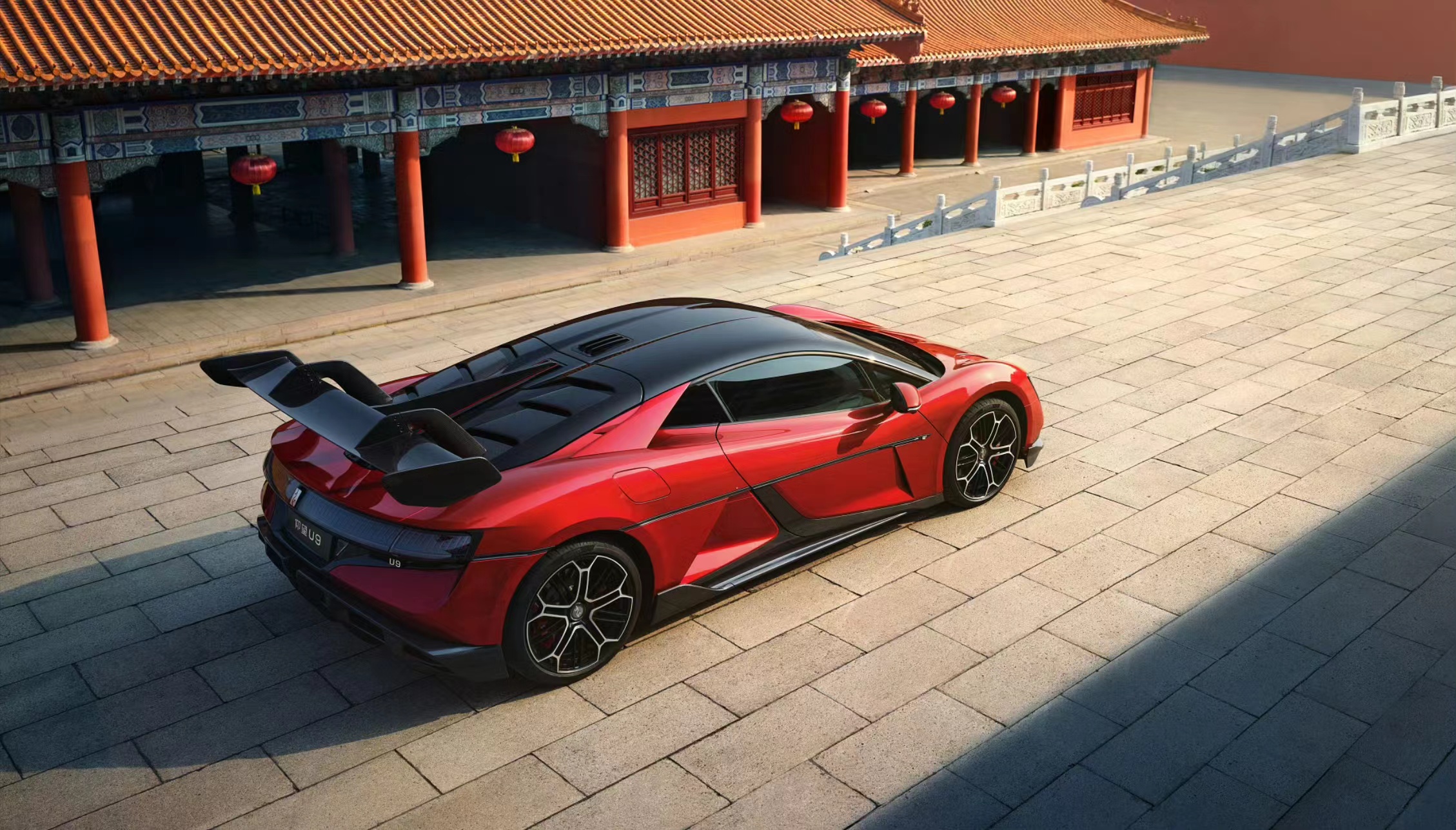 清晨欧超杯传出新动向，阿斯顿维拉迎来里程碑，管理层表态：信心回归，训练强度明显提升的简单介绍