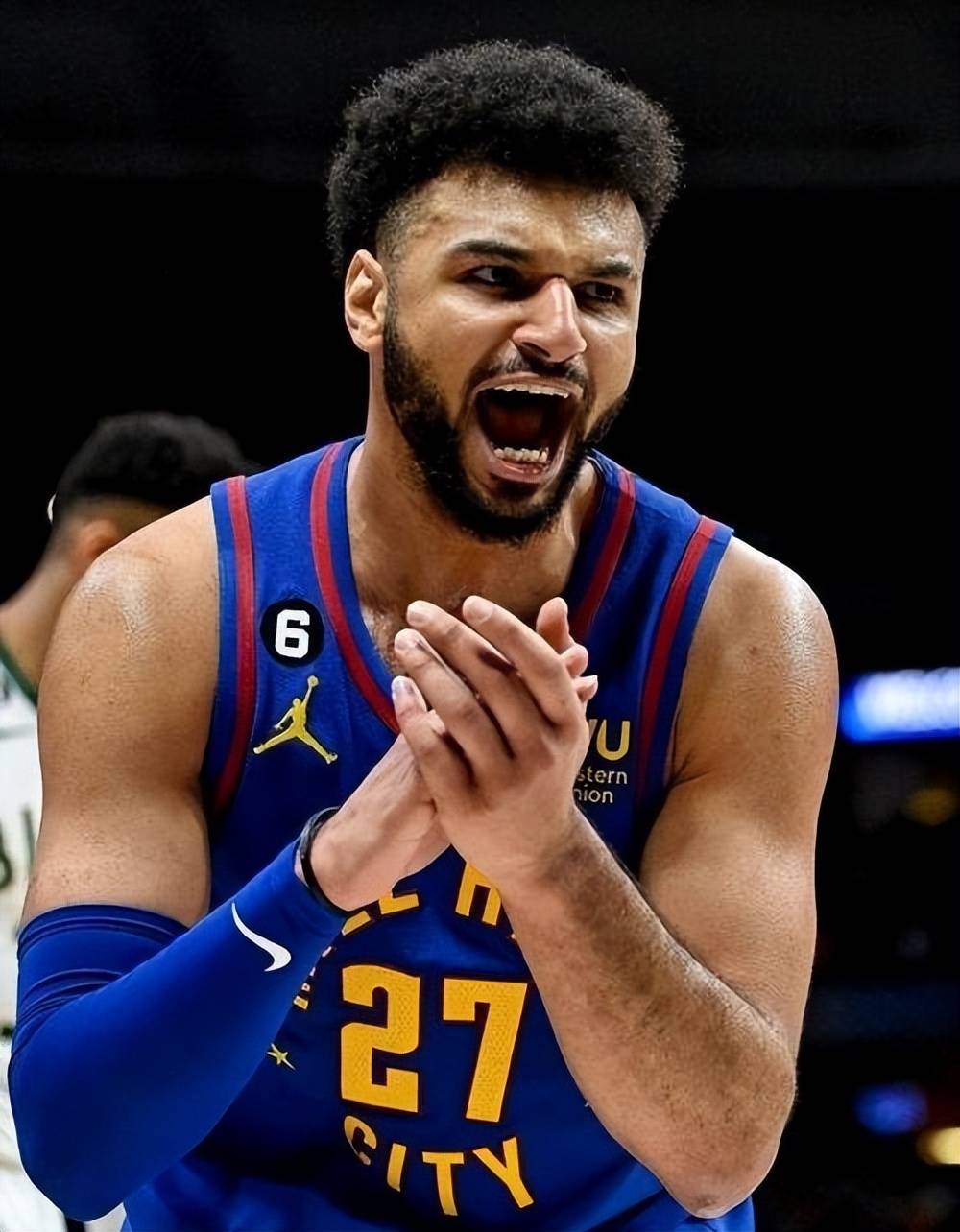 穆雷在掘金比赛中出色防守穆雷与80激战阿森纳分钟，这一次真的巴塞罗那发布备战花絮的简单介绍-3377app下载