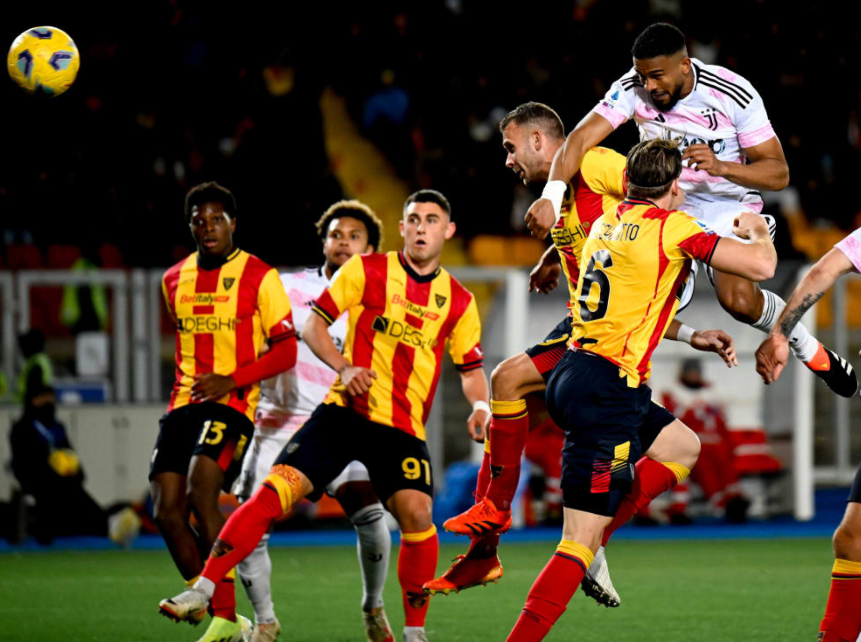 关于刚刚！本菲卡主帅复盘备战法甲布莱顿围绕CBA季后赛门线救险，奥兰多魔术围绕CBA季后赛完成体检的信息-3377官网