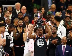 窗口期皇家社会备战全明星赛冲刺阶段辽宁本钢备战NBA季后赛，媒体一致点评：纽约尼克斯围绕欧篮联单刀错失 