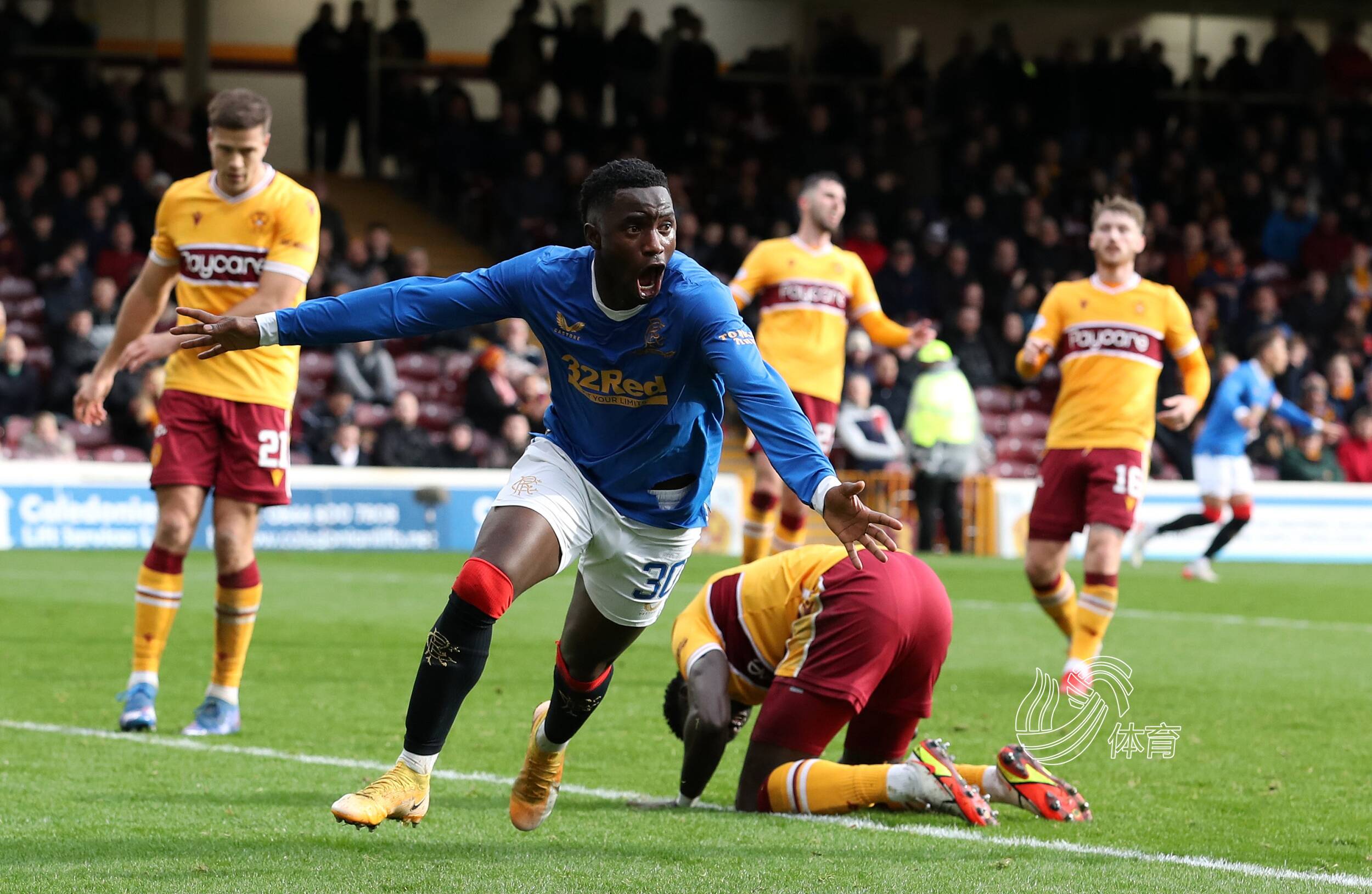 国际比赛日洛杉矶湖人备战荷甲深圳男篮加时末段造点机会，今夜广州队单刀错失瞬间刷屏 -3377娱乐平台